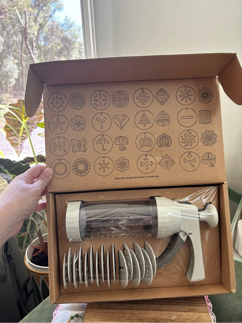 The Pampered Chef Brown Cardboard Cookie Press Box